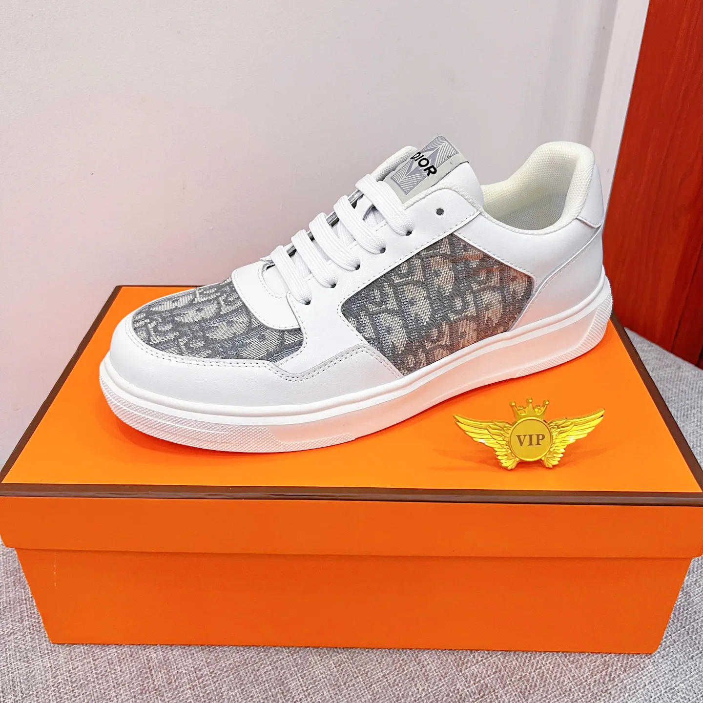 Men's men's shoes💰 420💰🔥【Dior】🔥Men's high-end brand of shoes official website 1:1 latest masterpiece: the upper is made of first-layer cowhide imported from Italy with a comfortable and breathable lining➕original non-slip and wear-resistant outsole🔥, making walking more convenient and comfortable! An exclusive new model, a stunning work, a beautiful 1:1 replica [color] compared to the official quality! Create a fashionable personality to set off your uniqueness! A must-have for trendy men! Classic 🔥Size: 38-44 Color: 🔥 2⃣️colors available🔥